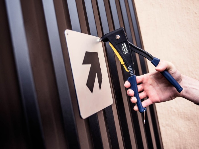 RAPID заклепки 3.2-4.8 мм, заклепочник, в кейсе RP40 MULTI 5001127