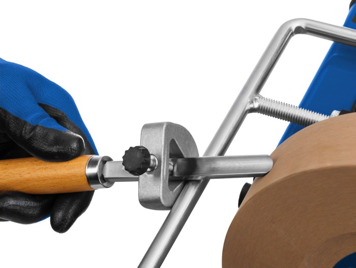 ЗУБР приспособление для заточки стамесок с полукруглой и V-образной режущей кромкой ППС-007 Професси