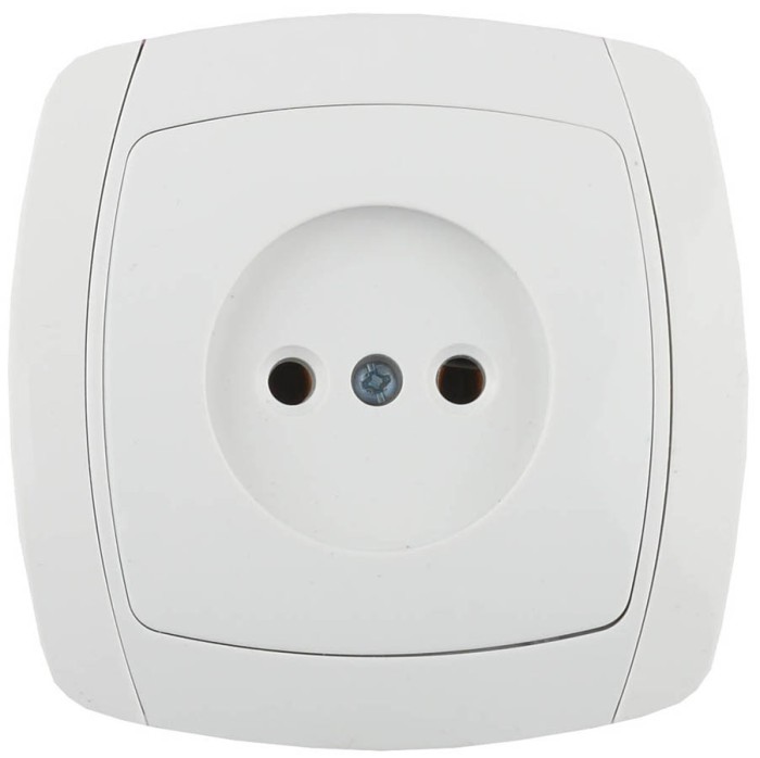 СВЕТОЗАР 16А/~250В, белый, розетка одинарная в сборе &quot;CITY LIGHT&quot; SV-54200-W