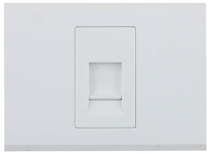 СВЕТОЗАР одинарная, без вставки и рамки, розетка &quot;ЭФФЕКТ&quot; SV-54417-W