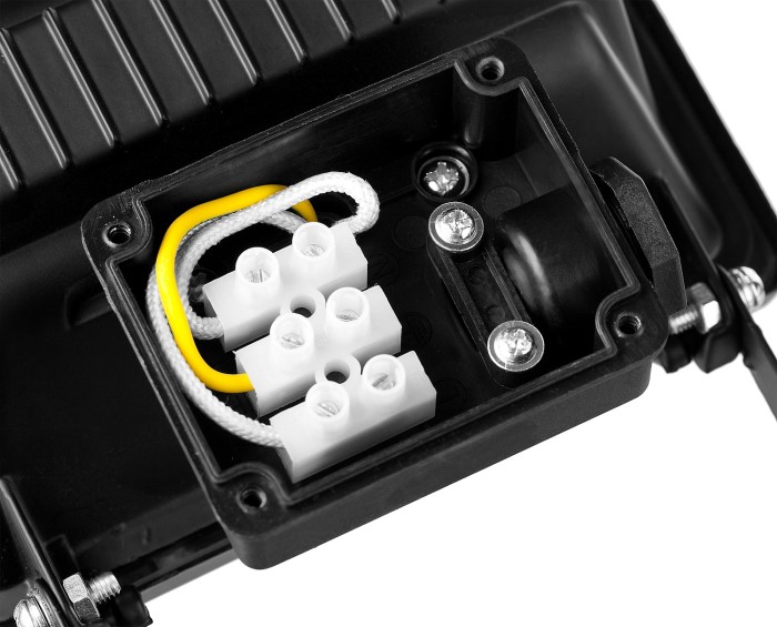 STAYER 150 Вт, MAXLight, с дугой крепления под установку, черный, прожектор галогенный 57101-B Master