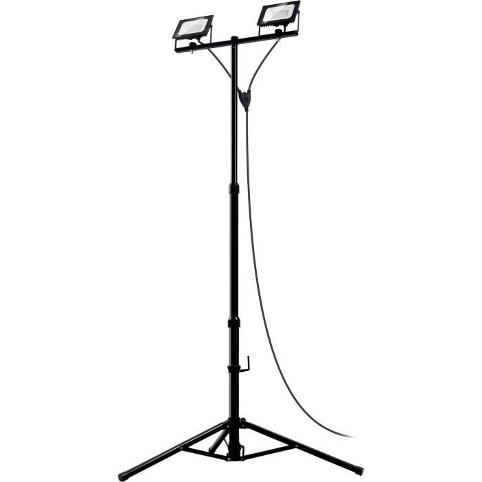 ЗУБР  ПСК 30х2 2х30Вт, 6500К IP65, 1.6м Светодиодные прожекторы  на штативе Профессионал (57145-2-30)