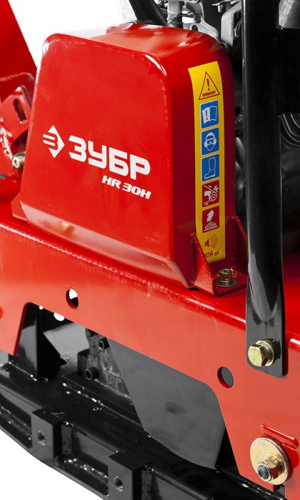 ЗУБР 30 кН, 9 л.с., 6600 Вт, плита бензиновая вибрационная реверсивная ЗВПБ-30 ГРХ Профессионал