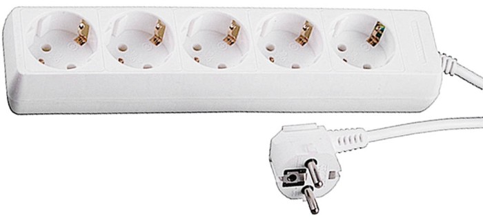 СВЕТОЗАР 3 м, 5 гнезд, заземление, удлинитель электрический бытовой SV-55053-3