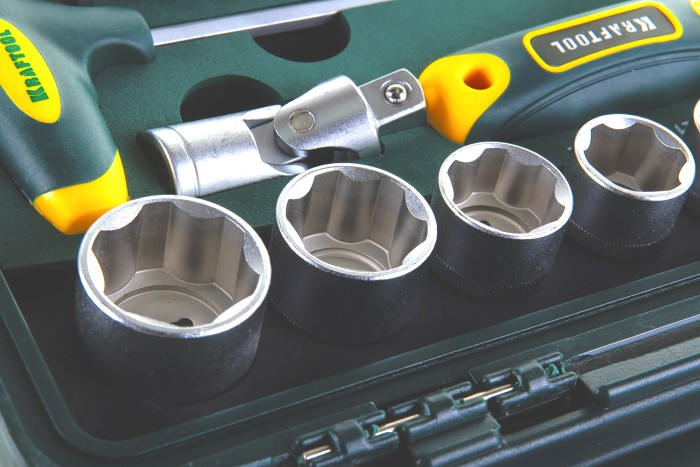 KRAFTOOL 84 шт., набор слесарно-монтажного инструмента INDUSTRY 27977-H84 Industrie