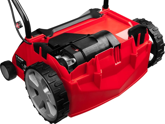 ЗУБР 1000 Вт, 4000 об/мин, 320 мм, скарификатор-аэратор электрический ЗСЭ-32-1000 Мастер