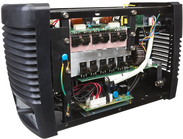 ЗУБР 20-140А, ММА, MOSFET, инвертор сварочный ЗАС-140 Мастер