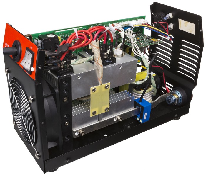 ЗУБР 10-220 А, ММА, IGBT, инвертор сварочный ЗАС-М3-220 Мастер