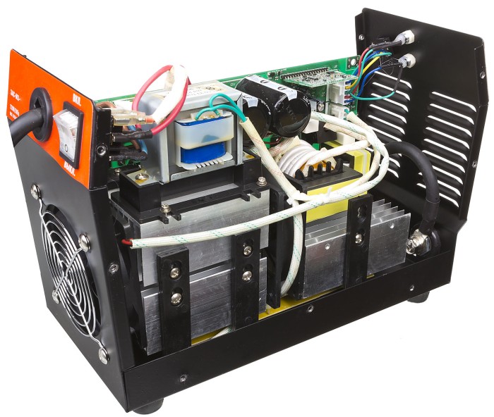 ЗУБР 10-140 А, ММА, IGBT, инвертор сварочный ЗАС-М3-140 Мастер
